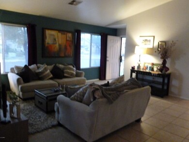 GREAT ROOM WITH 2 LARGE WINDOWS