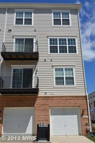 42607 Cardinal Trace Terrace, Ashburn, VA 20148 - photo 3