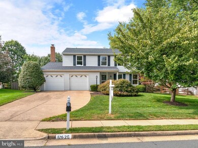 12626 Thunder Chase Dr, Reston, VA 20191 - photo 2