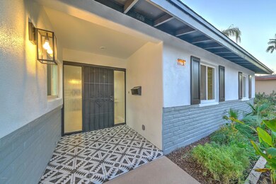 8613 E Camelback-5