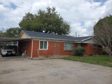 8504 Gibbs Dr, Fort Worth, TX 76108 - photo 3