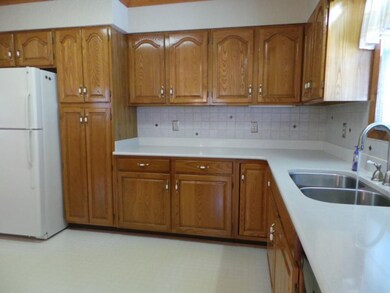 YOU WILL LOVE THIS KITCHEN