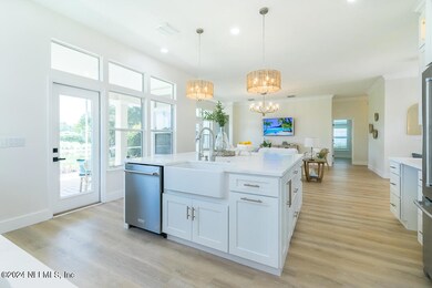 Waters Edge kitchen 4