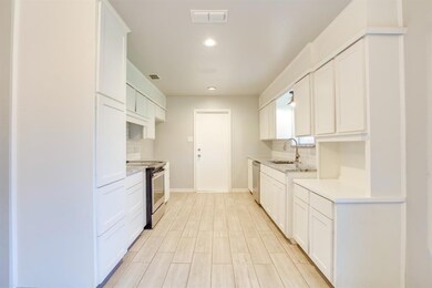 720 Arledge St, Azle, TX 76020 - photo 7