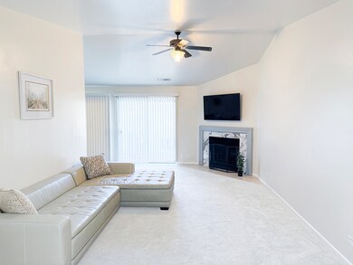 151 Brookston Dr unit A2, Schaumburg, IL 60193 - photo 2