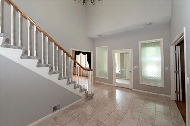 8472 Maplewood Ln, Lenexa, KS 66215 - photo 5