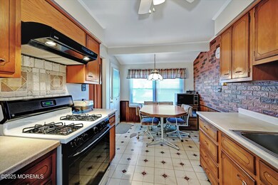 15-Kitchen