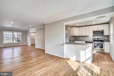 8405 Willow Forge Rd, Springfield, VA 22152 - photo 3