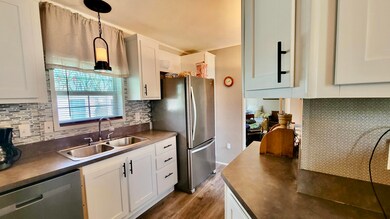 3 Parkview Ln, Lewiston, ME 04240 - photo 3