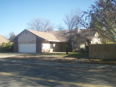 1751 Oak Mesa Ln, Redding, CA 96003 - photo 4