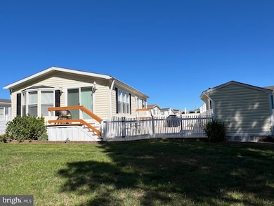 8206 Skipjack Dr, Berlin, MD 21811 - photo 2