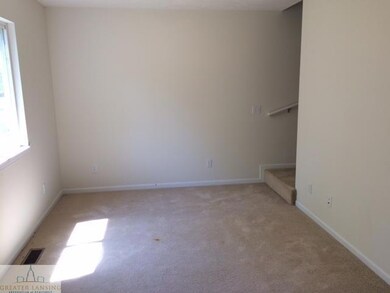 533 Denver St, Lansing, MI 48910 - photo 2