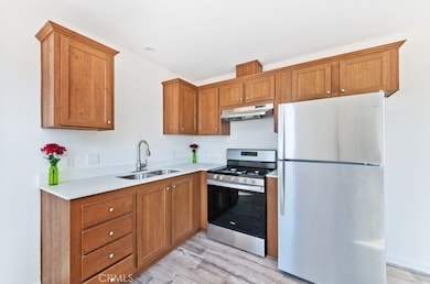 15252 Seneca Rd unit 13, Victorville, CA 92392 - photo 4