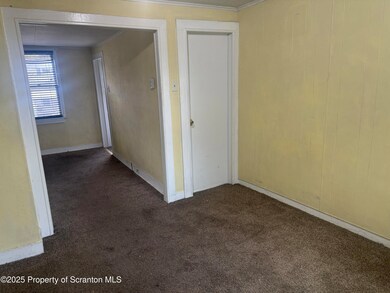 629 Maple St, Scranton, PA 18505 - photo 3