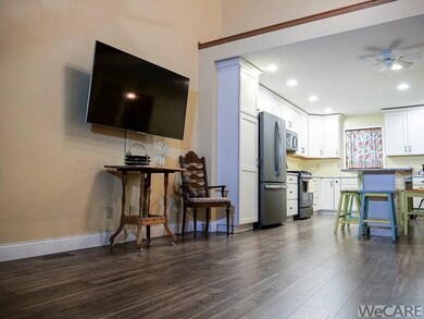 Photo 3