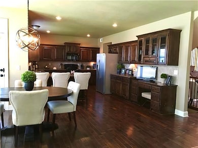 21907 W 95th Terrace, Lenexa, KS 66220 - photo 5