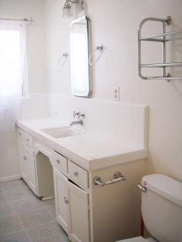 bath front house