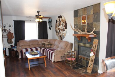 611 W 60 N, Parowan, UT 84761 - photo 3