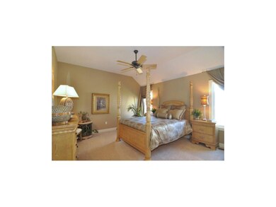 1st floor Master Bedroom