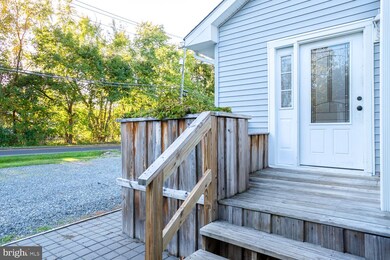 907 Bordentown Rd, Columbus, NJ 08022 - photo 4