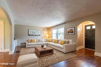 Overhill-37 - Living Room