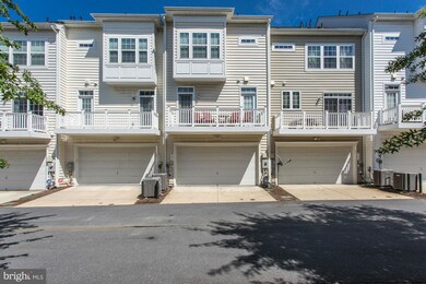 550 Jurgensen Place, Hyattsville, MD 20785 - photo 2