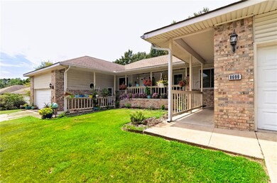 8697 Golf Creek Dr, Rogers, AR 72756 - photo 3