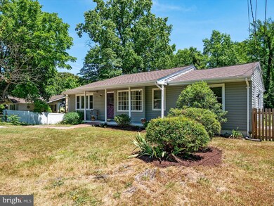 407 Beach Dr, Annapolis, MD 21403 - photo 4