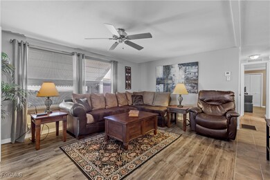 3165 Mercury Ln, North Fort Myers, FL 33903 - photo 4