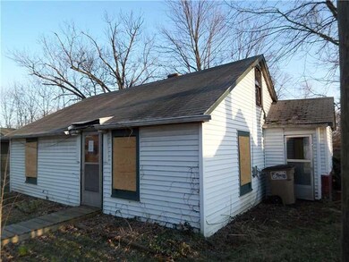 2271 Park Ave, Columbus, IN 47201 - photo 2