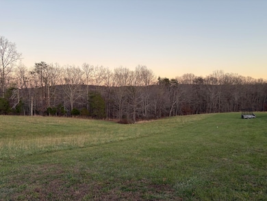 5146 Griffith Rd, Pikeville, TN 37367 - photo 3