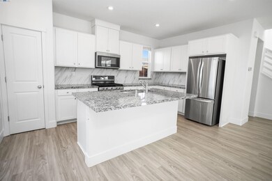 251 E Wrigleys Ave, Mountain House, CA 95391 - photo 7