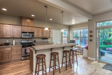 19839 Hollygrape St, Bend, OR 97702 - photo 3