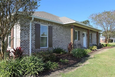 8026 Lake St, Lake Charles, LA 70605 - photo 2