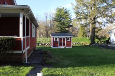 643 Paupack St, Hawley, PA 18428 - photo 2