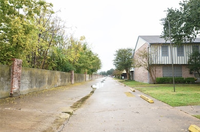 2372 Triway Ln unit 162, Houston, TX 77043 - photo 4