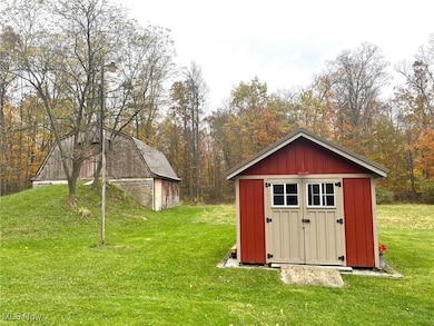 8942 Williams Rd, Chardon, OH 44024 - photo 5