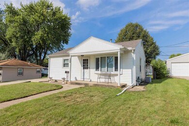 1040 Sheerer Ave, Waterloo, IA 50701 - photo 2