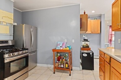 27 Newton St, Everett, MA 02149 - photo 3