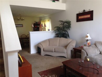 650 Pine Lake Dr, Greenwood, IN 46143 - photo 3