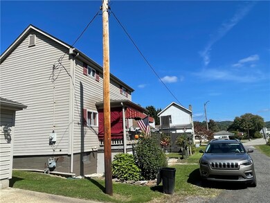 808 Kennedy Ave, Vandergrift, PA 15690 - photo 4