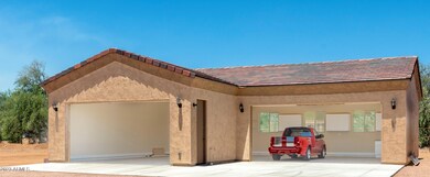 6 Car Detached Garage