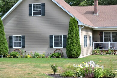 14 Hunt Rd, Windsor, ME 04363 - photo 5