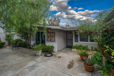 208 Dartmouth Place, Costa Mesa, CA 92626 - photo 5