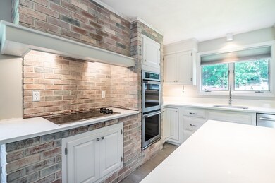 135 Argilla Rd, Andover, MA 01810 - photo 5