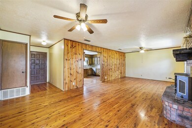 1003 County Road 4797, Springtown, TX 76082 - photo 3