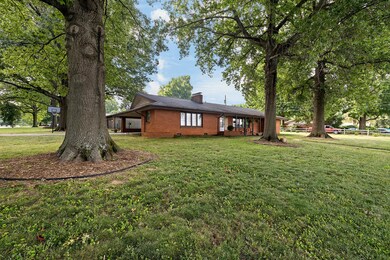 21609 Riverside