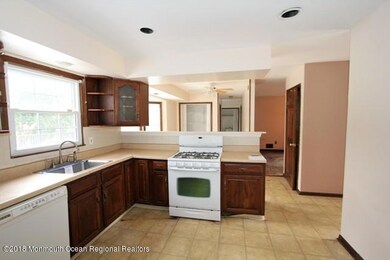 351-629612 Kitchen (32)
