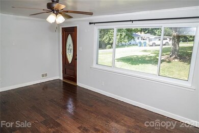 5084 Circle Dr, Conover, NC 28613 - photo 7