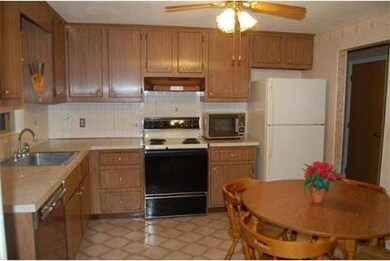 15 Meadow Ln, Southborough, MA 01772 - photo 2